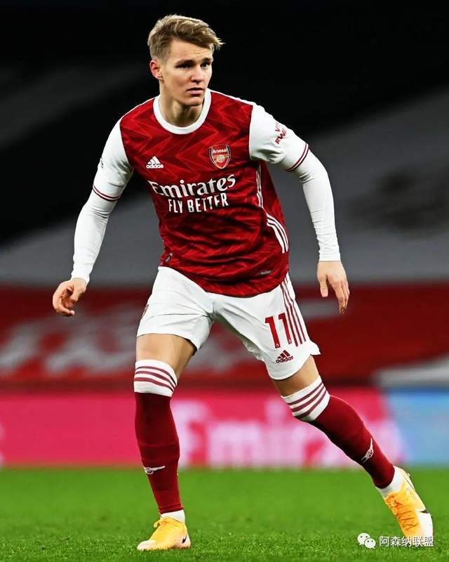 被定位为后 被定位为后